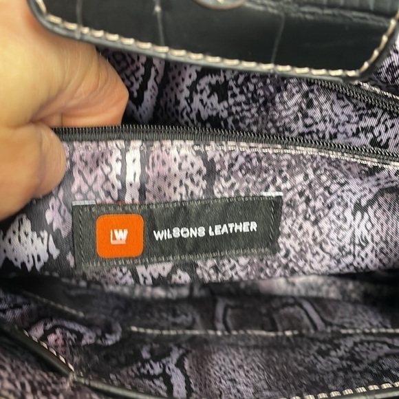 WILSON LEATHER BRIEFCASE CROSSBODY - Picture 7 of 9